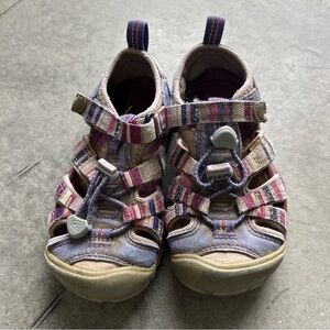 Keen Kids Purple & Pink Striped Closed-Toe Sandals